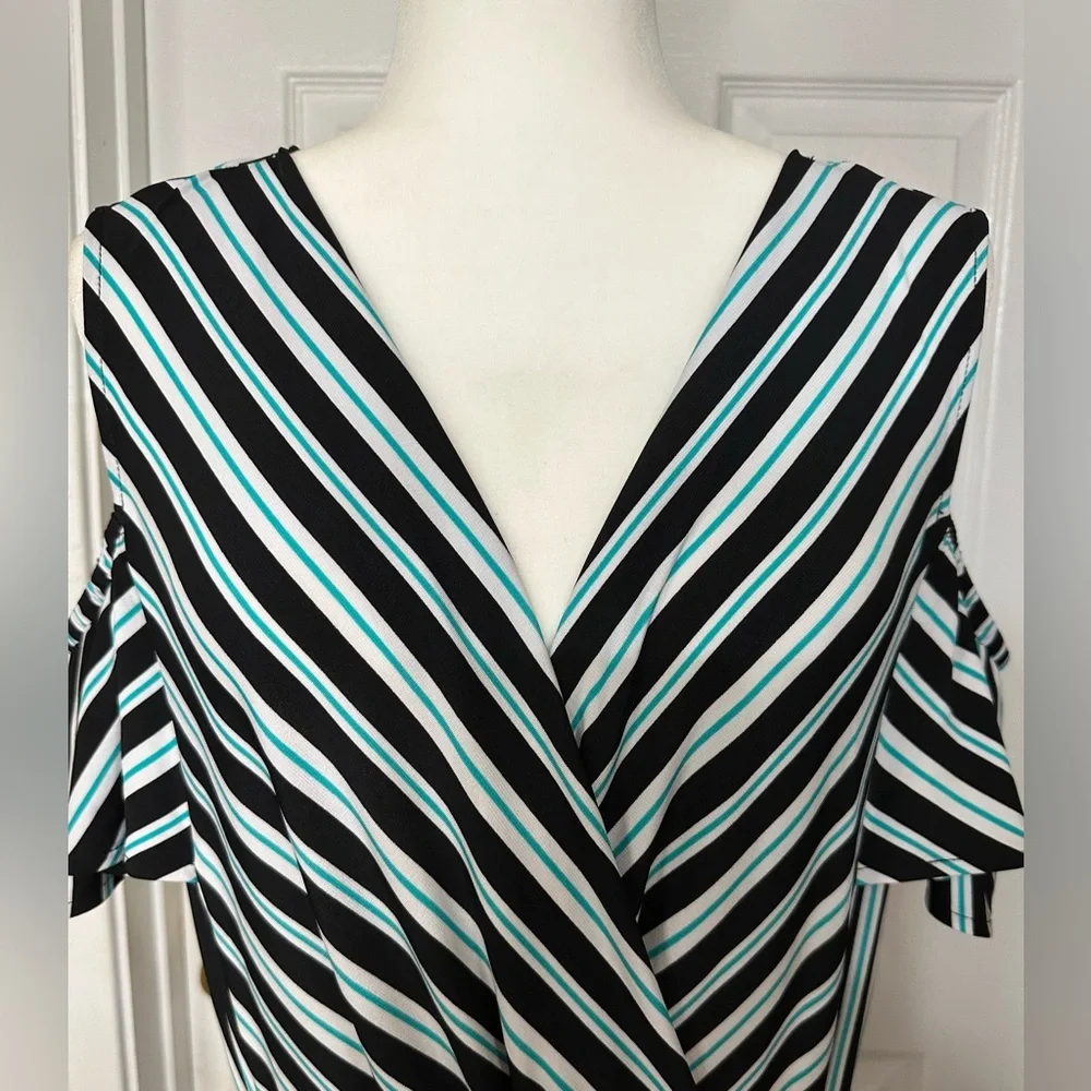 Lane Bryant dress green white black cold shoulder sleeve maxi v-neck Size 18 20 - Picture 3 of 11